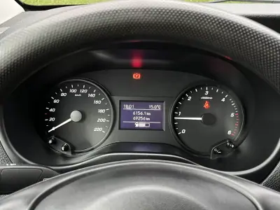 Mercedes-Benz Vito 114 CDi 3 lugares 2019 - 23900 EUR, 69000 km - AUTO.MOTO.pt - 69000km - foto 11 de 14