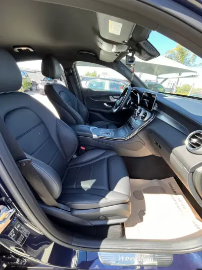 Mercedes-Benz GLC 300 2022 - 49990 EUR, 68000 km - AUTO.MOTO.pt - 68000km - foto 8 de 12