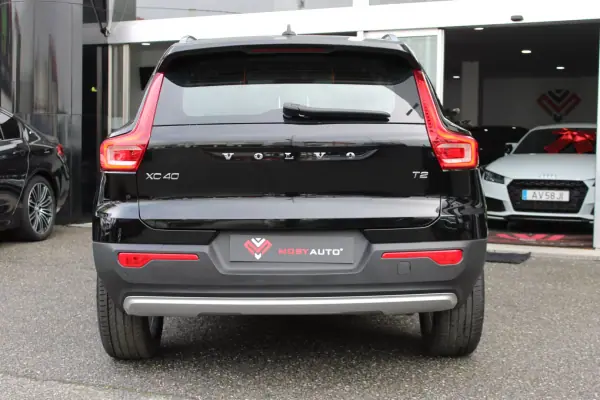 Volvo XC 40 2021 - 24500 EUR, 136304 km - AUTO.MOTO.pt - 136304km - foto 21 de 21
