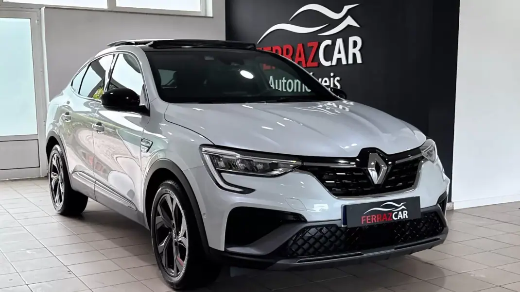Renault Arkana 2022 - 23990 EUR, 92300 km - 92300km - foto 12 de 29
