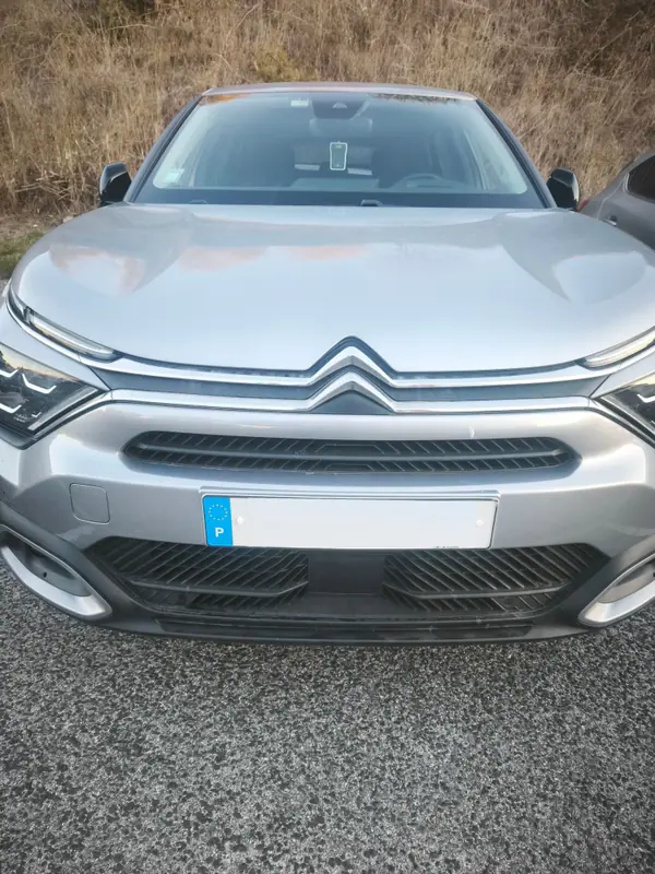 Citroën C4 2023 — foto 3 de 9