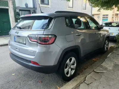 Jeep Compass 2019 — photo 5 of 10