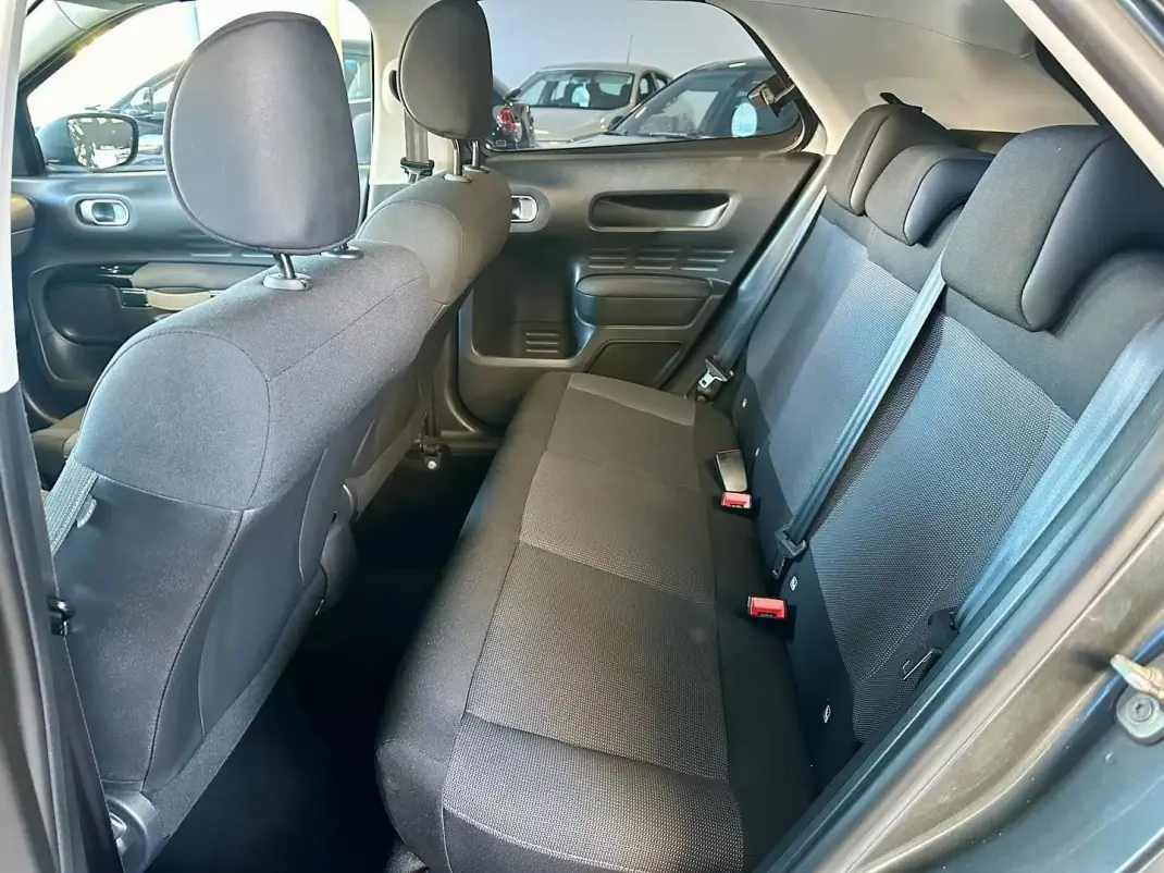 Citroën C4 Cactus 2017 - 11900 EUR, 135000 km - AUTO.MOTO.pt - 135000km - foto 5 de 10