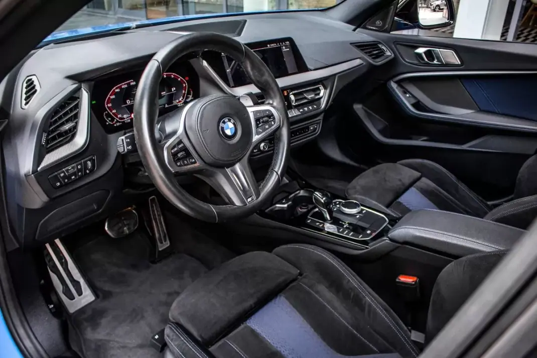 BMW M235i Gran Coupé 2020 - 39000 EUR, 74219 km - AUTO.MOTO.pt - 74219km - foto 35 de 57
