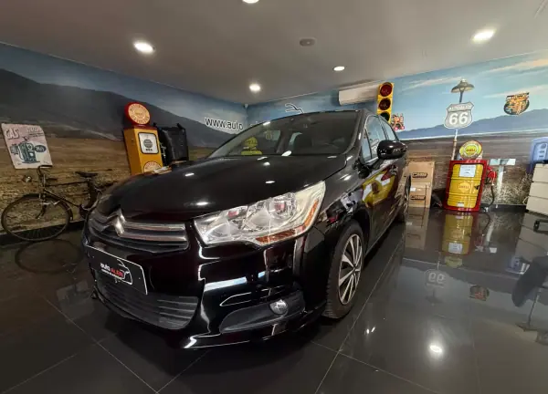 Citroën C4 2015 - 11950 EUR, 139224 km - AUTO.MOTO.pt - 139224km - foto 3 de 17