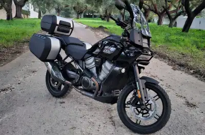 Harley-Davidson Softail® Breakout® 2022 - 17990 EUR, 10400 km - AUTO.MOTO.pt - 10400km - foto 2 de 24