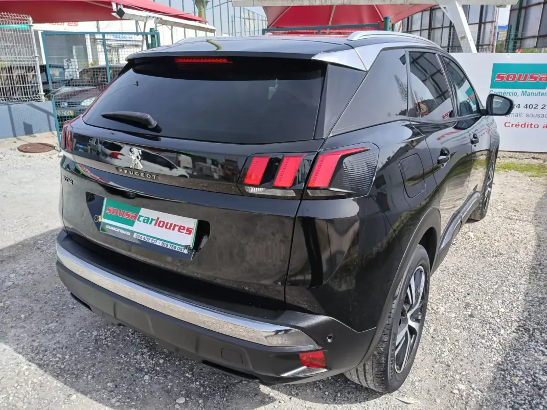 Peugeot 3008 2018 - 13450 EUR, 136692 km - AUTO.MOTO.pt - 136692km - foto 6 de 25