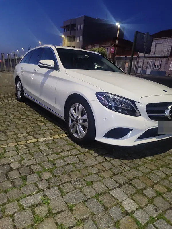 Mercedes-Benz C 220 2019 — foto 2 de 15