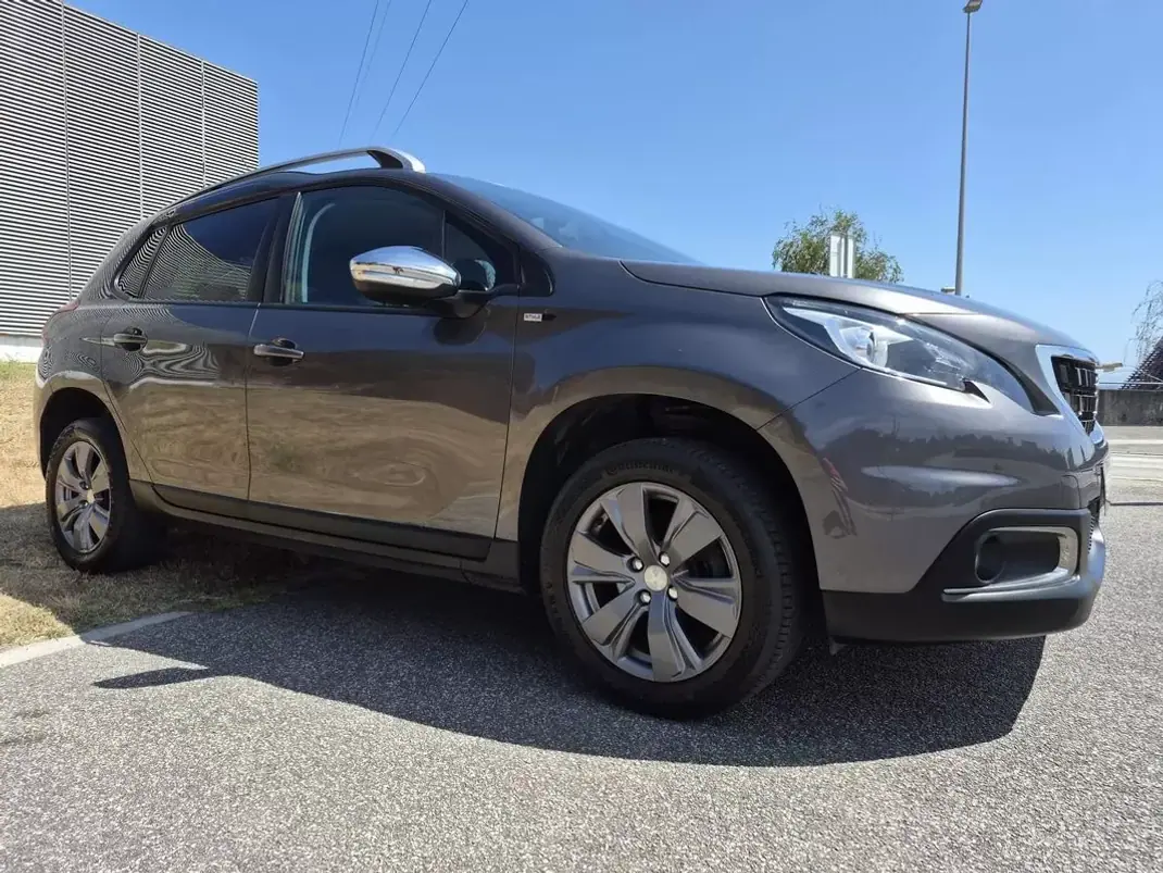 Peugeot 2008 2017 - 9999 EUR, 63500 km - 63500km - foto 7 de 33