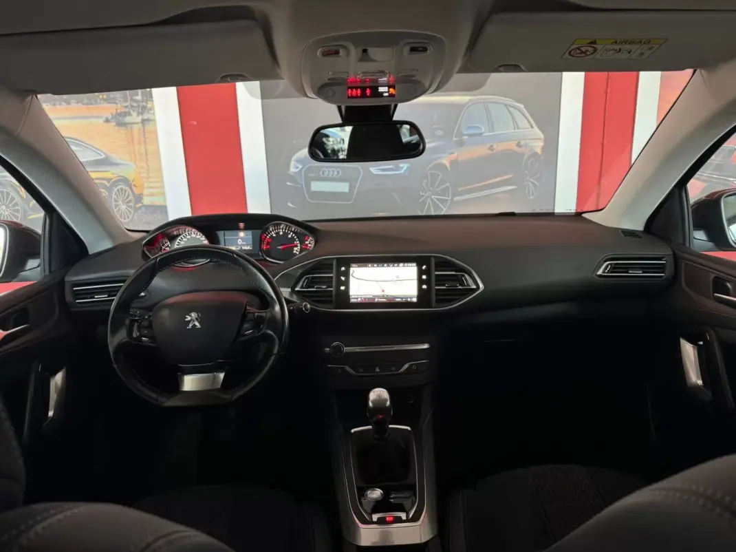 Peugeot 308 SW 2018 - 14990 EUR, 125082 km - AUTO.MOTO.pt - 125082km - foto 20 de 20