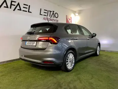 Fiat Tipo 2021 - 11700 EUR, 137000 km - AUTO.MOTO.pt - 137000km - foto 6 de 32