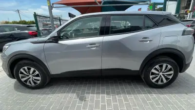 Peugeot 2008 2023 - 19750 EUR, 69580 km - AUTO.MOTO.pt - 69580km - foto 2 de 20