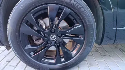 Opel Grandland 2024 - 25750 EUR, 30453 km - 30453km - foto 17 de 19
