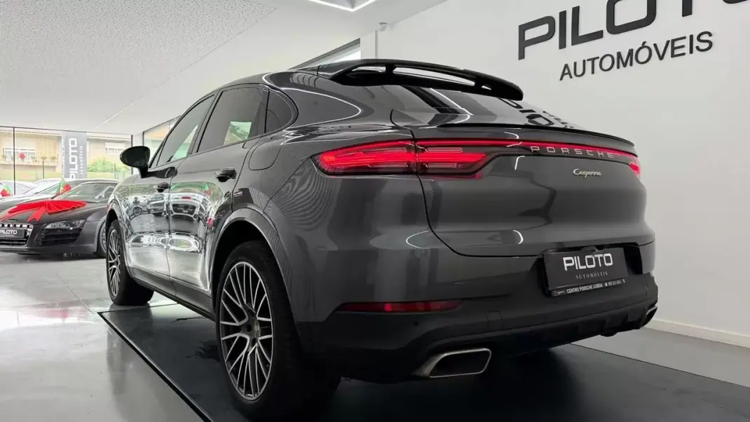 Porsche Cayenne Coupé 2019 - 69990 EUR, 59352 km - 59352km - foto 7 de 32