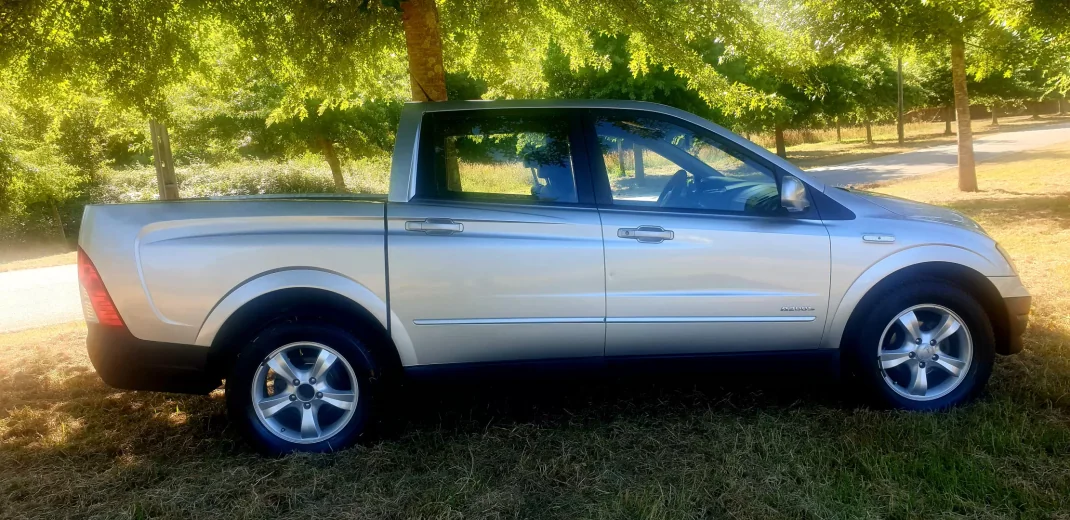 SsangYong Actyon Sports 2008 - 9990 EUR, 134000 km - AUTO.MOTO.pt - 134000km - foto 6 de 24