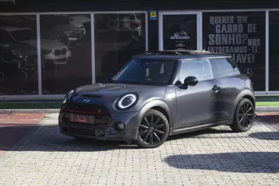 MINI 3 Portas 2014 - 17900 EUR, 187871 km - AUTO.MOTO.pt - 187871km - foto 4 de 26