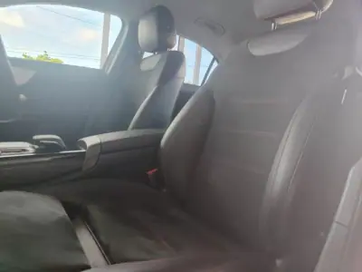 Mercedes-Benz A 220 Limousine 2020 - 30900 EUR, 30000 km - AUTO.MOTO.pt - 30000km - foto 24 de 43