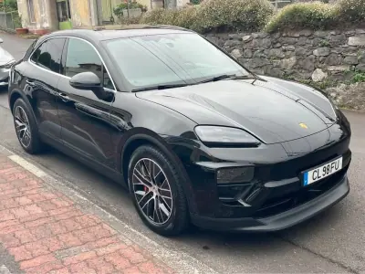 Porsche Macan 2025 - 99900 EUR, 15637 km - 15637km - foto 5 de 9