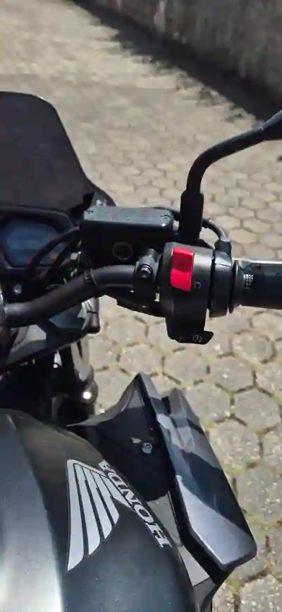 Honda CB650F 2019 - 6200 EUR, 20000 km - AUTO.MOTO.pt - 20000km - foto 4 de 13