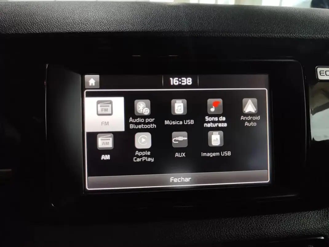 Kia Niro 2019 - 17250 EUR, 51300 km - AUTO.MOTO.pt - 51300km - foto 27 de 34