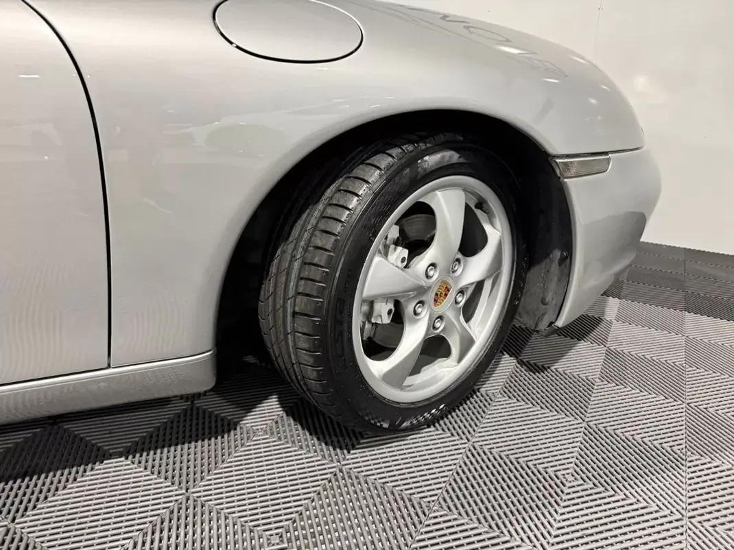 Porsche Boxster 2001 - 22500 EUR, 217000 km - 217000km - foto 32 de 53
