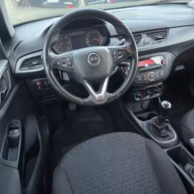 Opel Corsa 2017 - 9750 EUR, 130248 km - AUTO.MOTO.pt - 130248km - foto 8 de 19