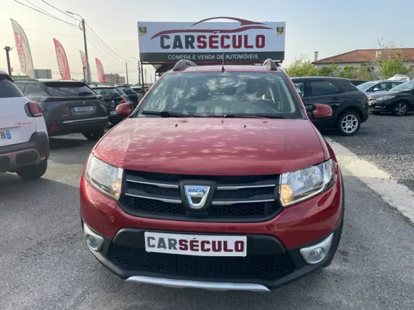 Dacia Sandero 2014 - 10950 EUR, 94953 km - AUTO.MOTO.pt - 94953km - foto 2 de 23