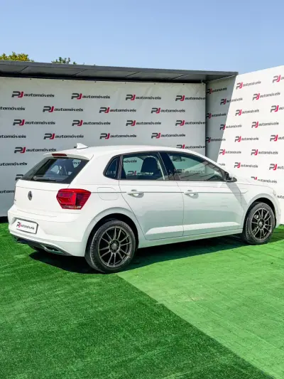 Volkswagen Polo 2018 - 12500 EUR, 112178 km - 112178km - foto 12 de 21