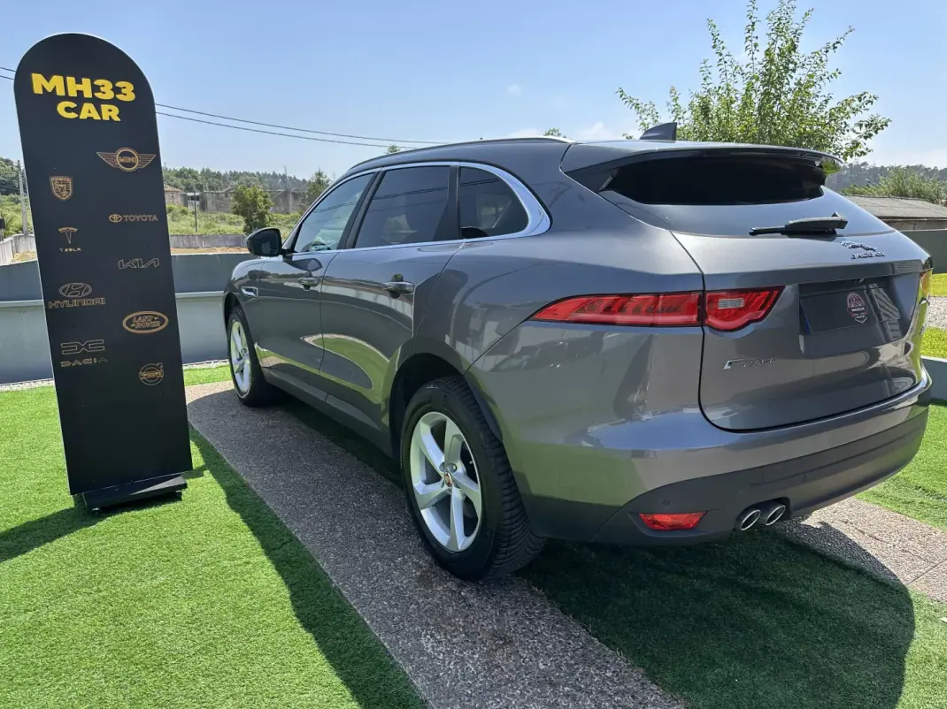 Jaguar F-Pace 2018 - 22500 EUR, 146000 km - 146000km - foto 11 de 69