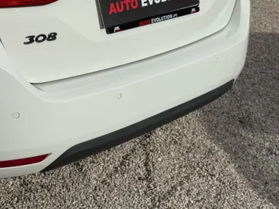 Peugeot 308 SW 2014 - 8950 EUR, 160000 km - AUTO.MOTO.pt - 160000km - foto 22 de 25