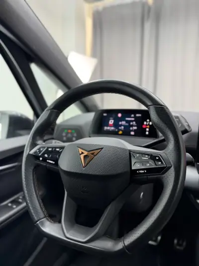 Cupra Born 2022 - 19500 EUR, 191000 km - 191000km - foto 20 de 26