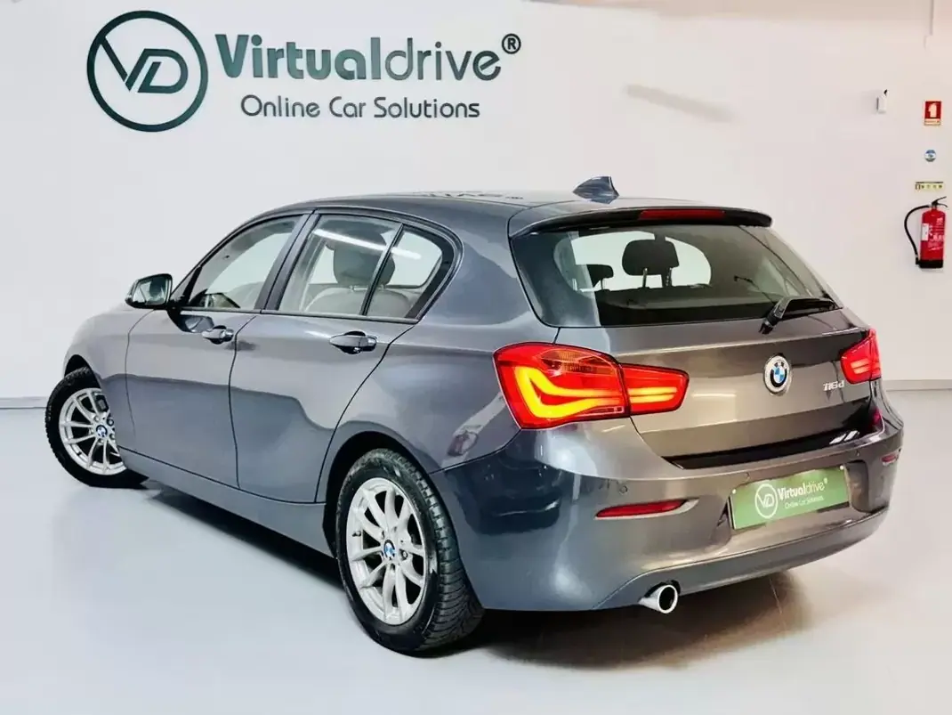 BMW 116 2016 - 10750 EUR, 176000 km - 176000km - foto 9 de 44