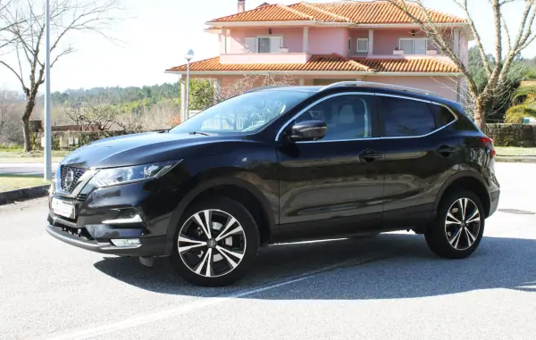 Nissan Qashqai 2018 - 19990 EUR, 87000 km - AUTO.MOTO.pt - 87000km - foto 12 de 37