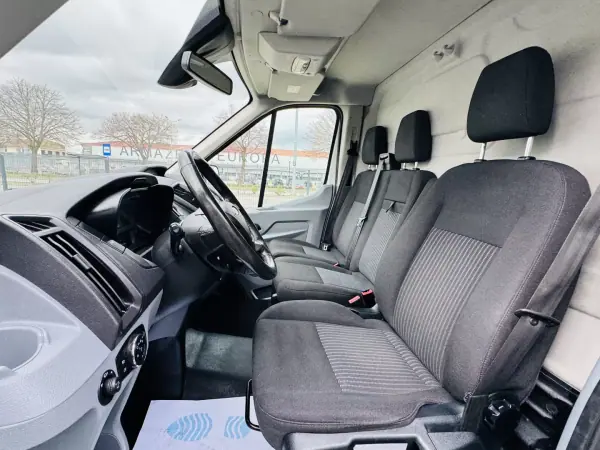 Ford Transit 2019 - 21999 EUR, 169000 km - AUTO.MOTO.pt - 169000km - foto 11 de 24