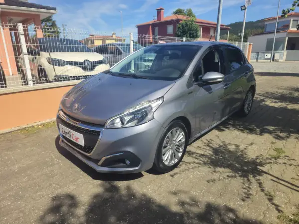 Peugeot 208 1.5 BlueHDi Signature 2019 Diesel