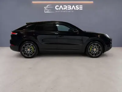 Porsche Cayenne Coupé 2024 - 109900 EUR, 58340 km - AUTO.MOTO.pt - 58340km - foto 5 de 21