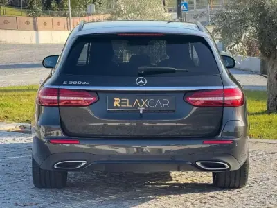 Mercedes-Benz E 300 2020 - 32899 EUR, 142500 km - AUTO.MOTO.pt - 142500km - foto 6 de 33