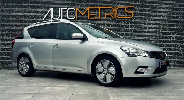 Kia Ceed SW 2010 - 7650 EUR, 193000 km - AUTO.MOTO.pt - 193000km - foto 7 de 12