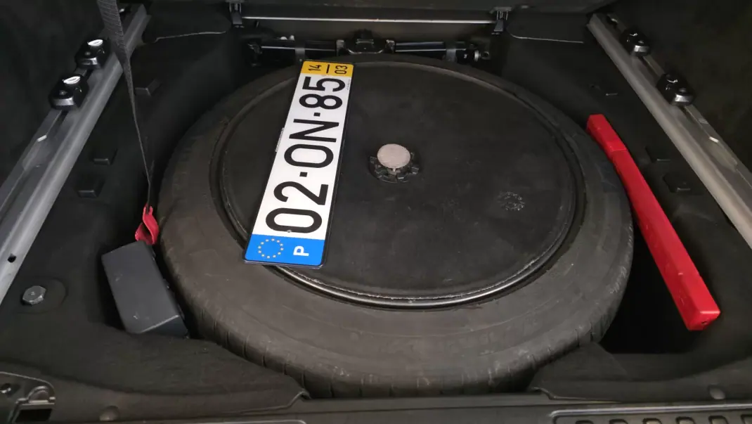 Land Rover Range Rover Sport 2014 - 33500 EUR, 298804 km - AUTO.MOTO.pt - 298804km - foto 27 de 64