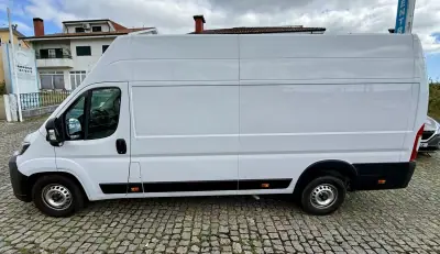 Opel 2024 - 31450 EUR, 59000 km - AUTO.MOTO.pt - 59000km - foto 6 de 20