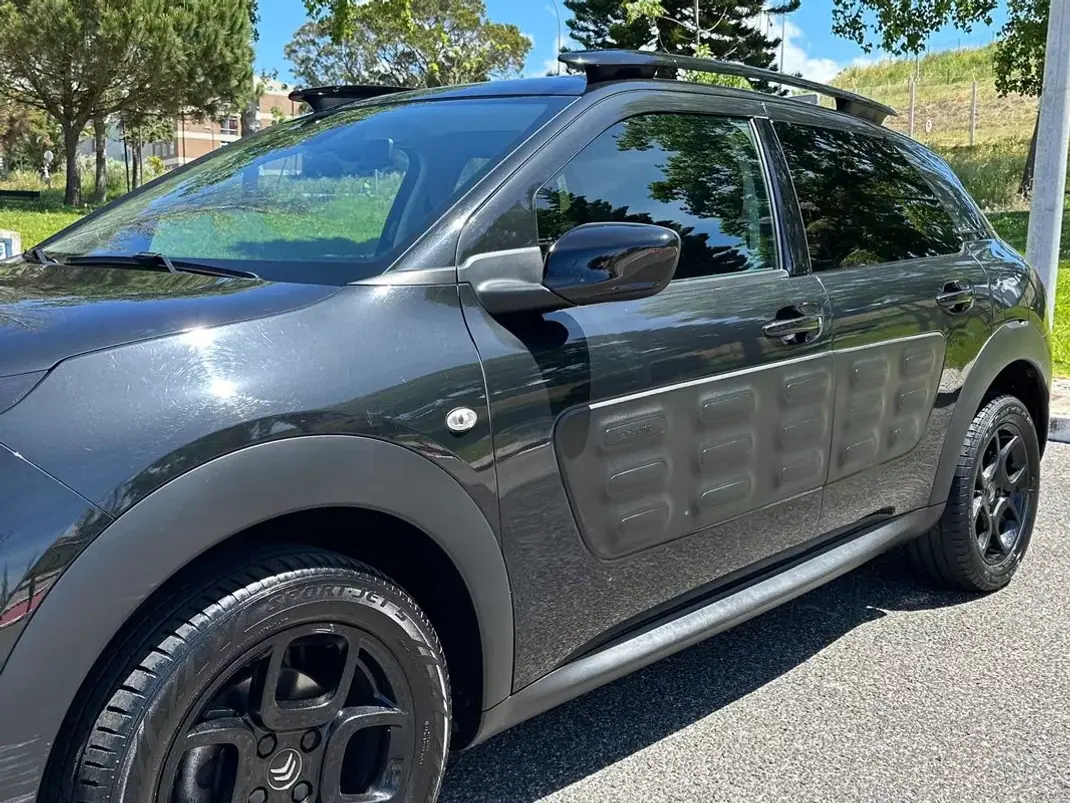 Citroën C4 Cactus 2018 - 9870 EUR, 89500 km - AUTO.MOTO.pt - 89500km - foto 10 de 47