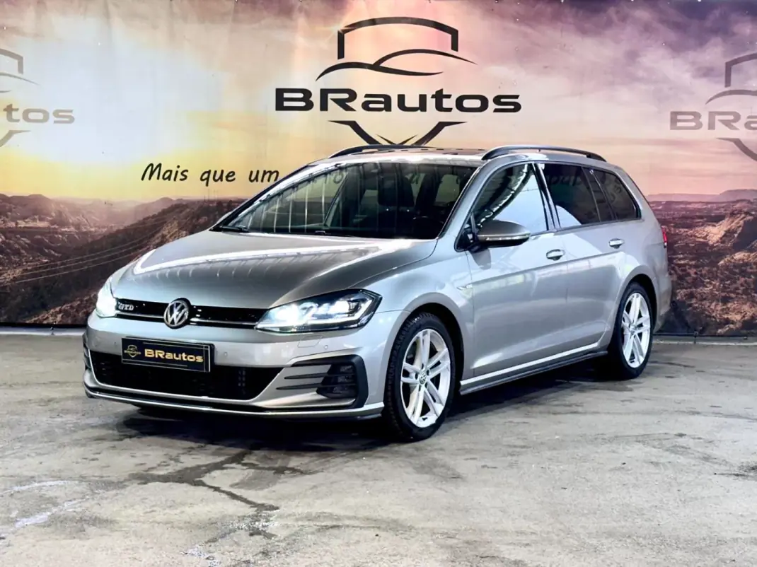 Volkswagen Golf Variant 2018 - 26900 EUR, 138021 km - AUTO.MOTO.pt - 138021km - foto 1 de 32