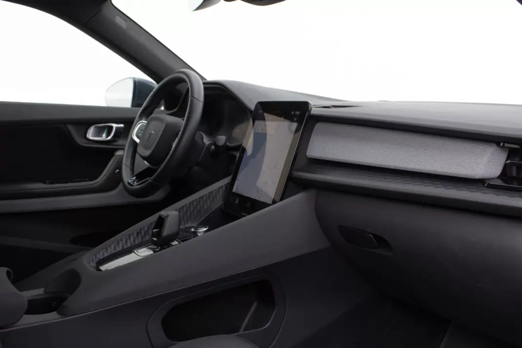 Polestar 2 2021 - 22500 EUR, 138000 km - AUTO.MOTO.pt - 138000km - foto 38 de 46