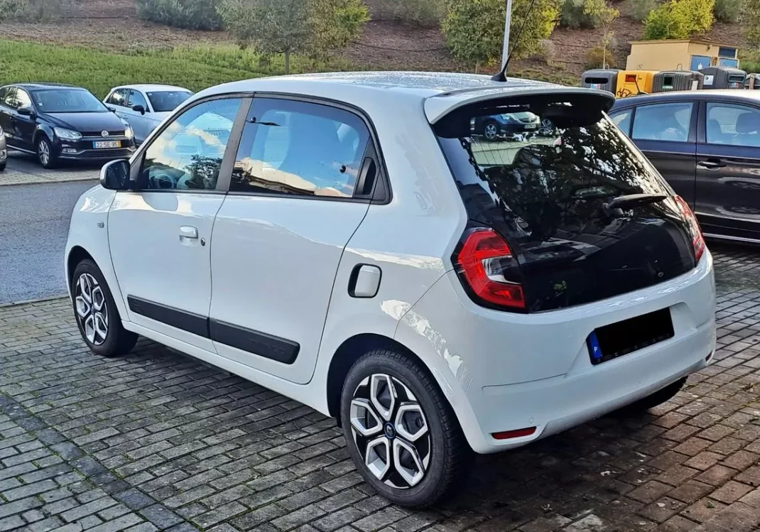 Renault Twingo 2022 - 13990 EUR, 30000 km - AUTO.MOTO.pt - 30000km - foto 5 de 24