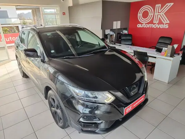 Nissan Qashqai 2017 - 15750 EUR, 155200 km - AUTO.MOTO.pt - 155200km - foto 2 de 37