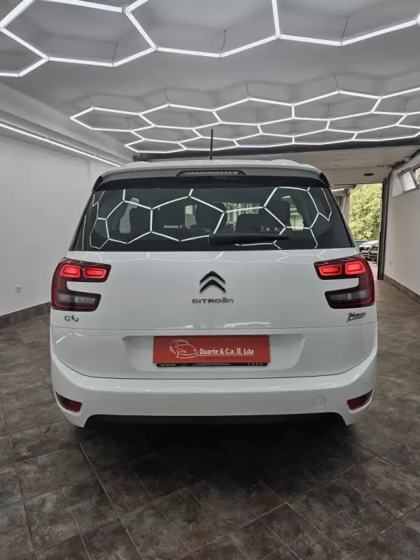 Citroën C4 Grand Picasso 2018 - 13650 EUR, 245556 km - AUTO.MOTO.pt - 245556km - foto 27 de 43