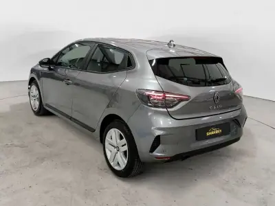 Renault Clio 2025 - 20700 EUR, 19845 km - AUTO.MOTO.pt - 19845km - foto 4 de 10