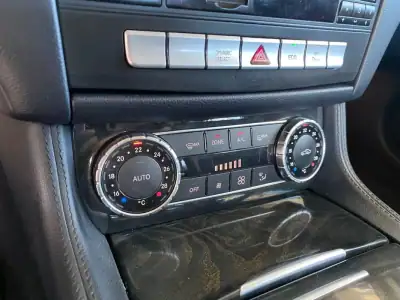 Mercedes-Benz CLS 250 2011 - 18500 EUR, 199900 km - AUTO.MOTO.pt - 199900km - foto 9 de 43