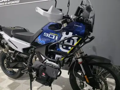 Husqvarna Norden 901 Expedition 2023 - 14990 EUR, 2000 km - AUTO.MOTO.pt - 2000km - foto 7 de 18