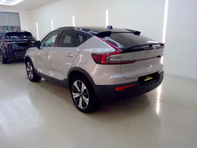 Volvo C40 2021 - 30850 EUR, 80503 km - 80503km - foto 4 de 10